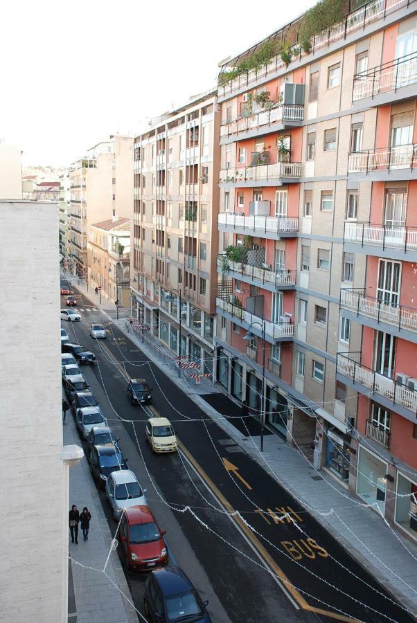 Dolce Sbadiglio 2 Hotel Cagliari Bagian luar foto