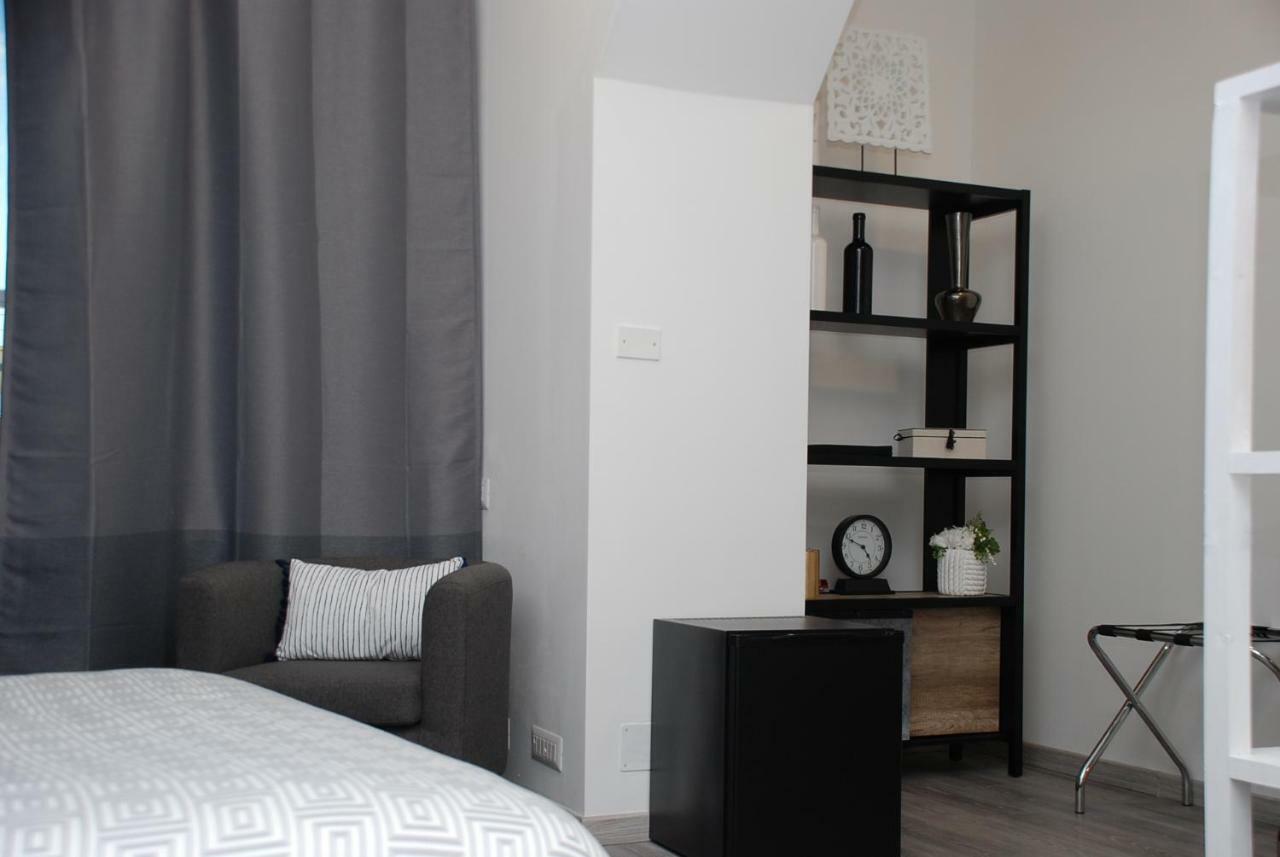 Dolce Sbadiglio 2 Hotel Cagliari Bagian luar foto