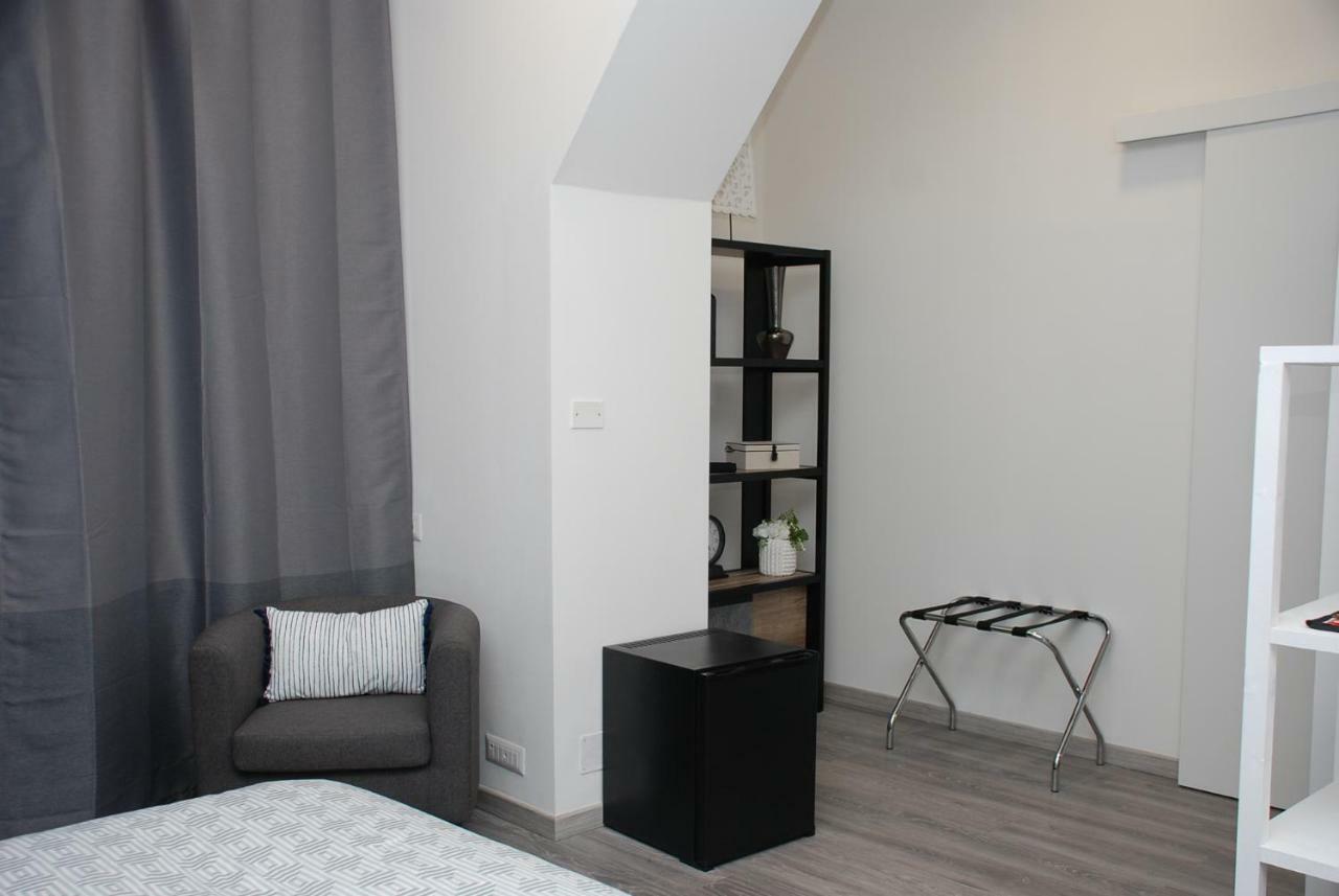 Dolce Sbadiglio 2 Hotel Cagliari Bagian luar foto